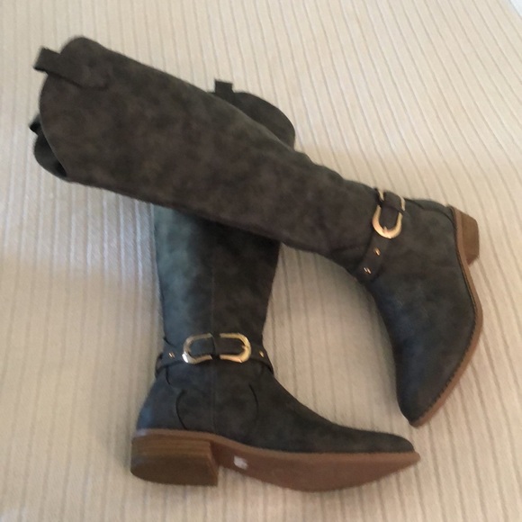 Woman’s tall gray fall knee high boots with gold trimming - Picture 5 of 13